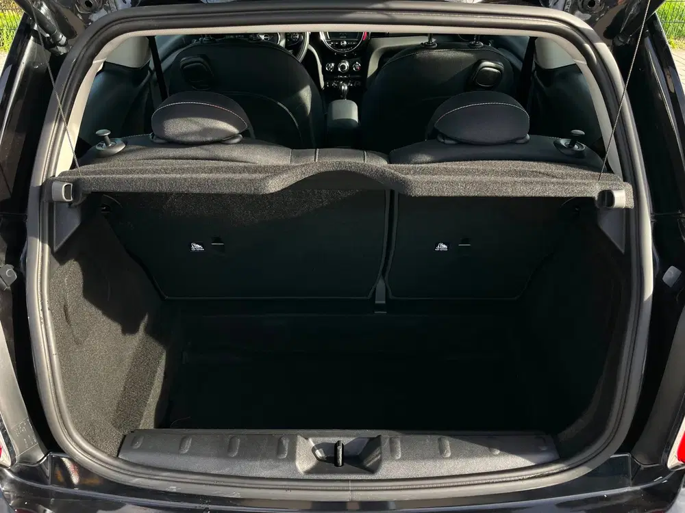 Mini Cooper 1.5 Cooper uit 2019, foto 10