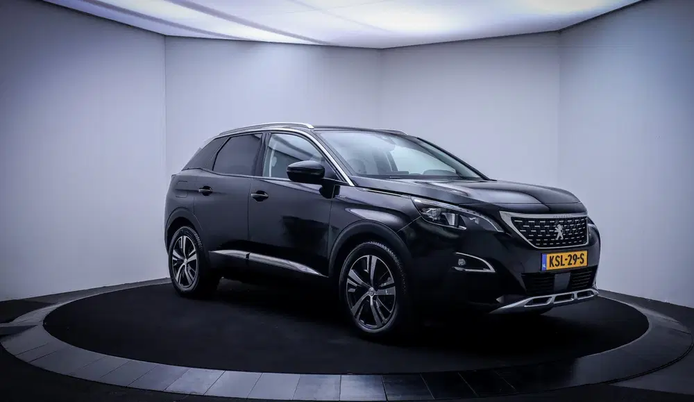 Peugeot 3008 1.6 HYbrid 225 ALLURE Pack FULL LED uit 2020, foto 3