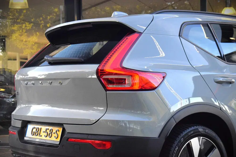 Volvo EX40 Single Motor Essential 70 kWh uit 2024, foto 14
