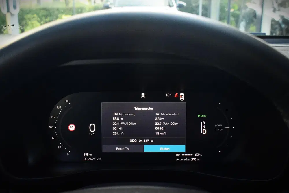 Volvo EX40 Single Motor Essential 70 kWh uit 2024, foto 9