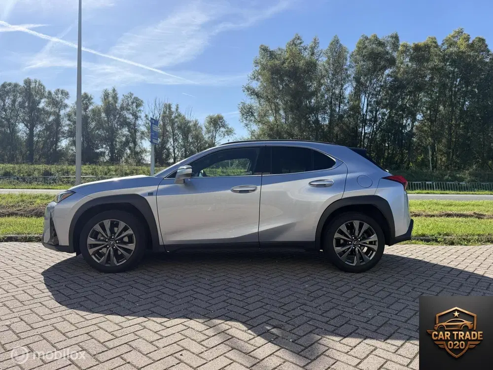 Lexus UX 250h F Sport LEDER uit 2023, foto 8