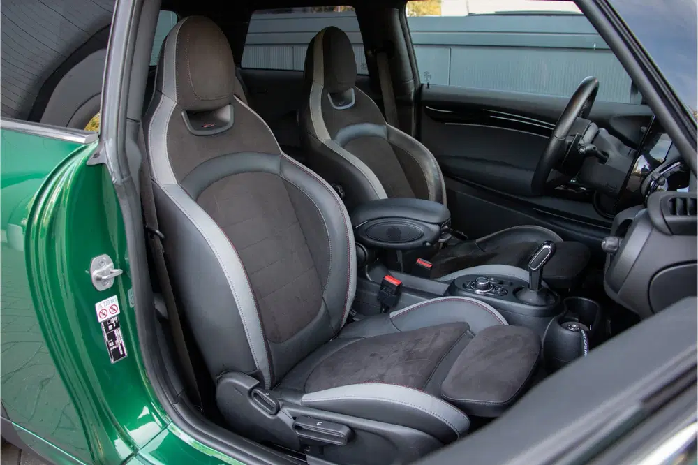 Mini John Cooper Works 2.0 John Cooper Works 231PK uit 2022, foto 14