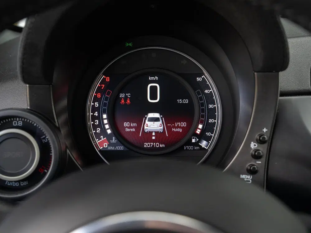 Abarth 595 1.4 T-Jet Turismo uit 2023, foto 11