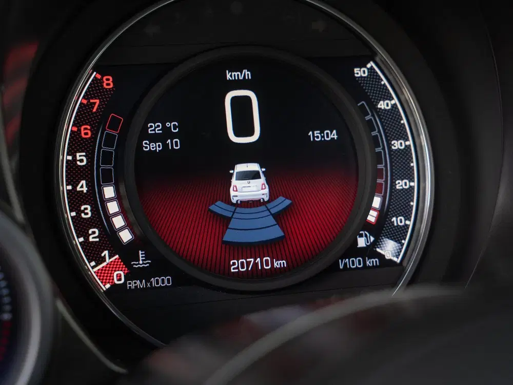 Abarth 595 1.4 T-Jet Turismo uit 2023, foto 14