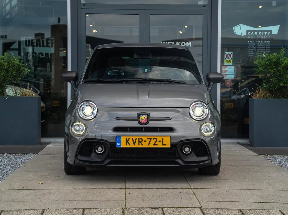 Abarth 595 1.4 T-Jet Turismo uit 2023, foto 5