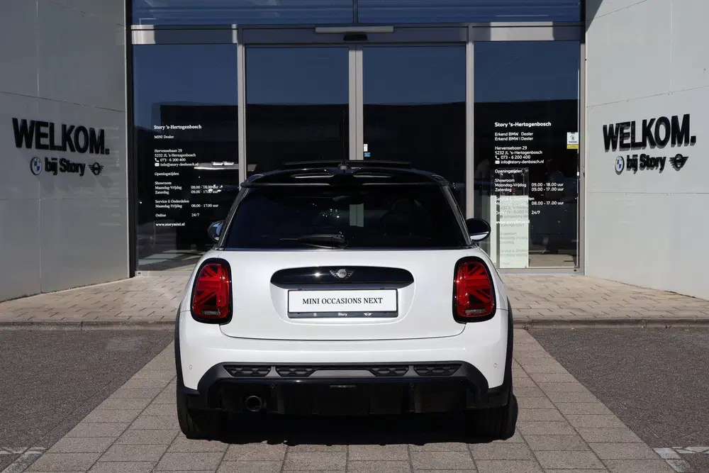 Mini Hatchback Cooper JCW Rockingham GT Automaat uit 2023, foto 10