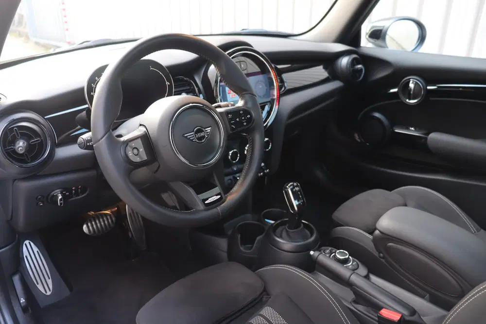 Mini Hatchback Cooper JCW Rockingham GT Automaat uit 2023, foto 13