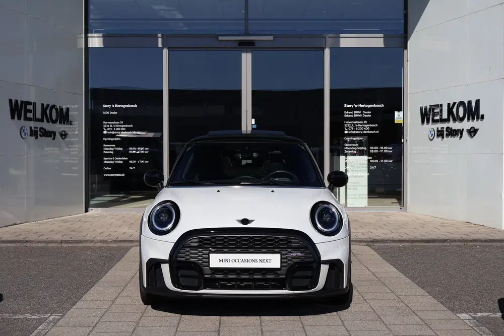 Mini Hatchback Cooper JCW Rockingham GT Automaat uit 2023, foto 3