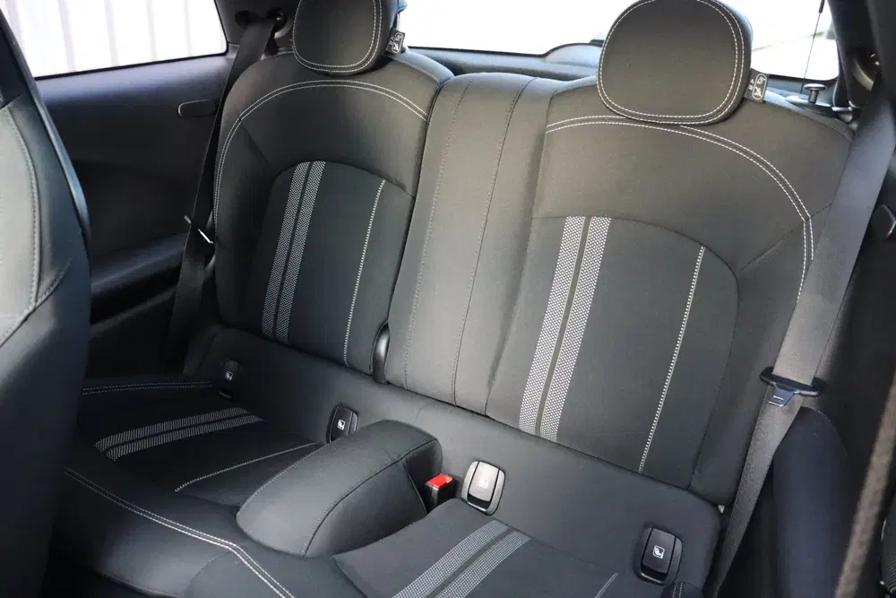 Mini Hatchback Cooper JCW Rockingham GT Automaat uit 2023, foto 6