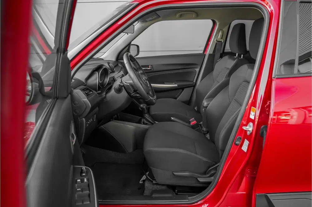Suzuki Swift 1.2 Style Smart Hybrid ACC Stoelverw 16" L uit 2022, foto 4