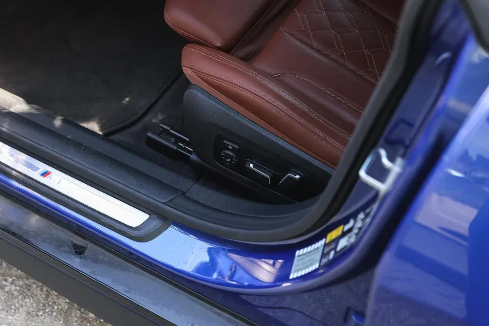 BMW i4 eDrive35 M Sport uit 2025, foto 13