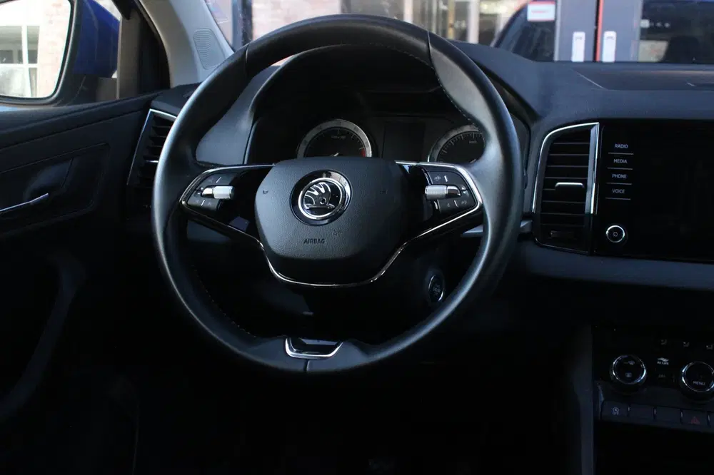 Skoda Karoq 1.0 TSI Business Edition uit 2022, foto 12