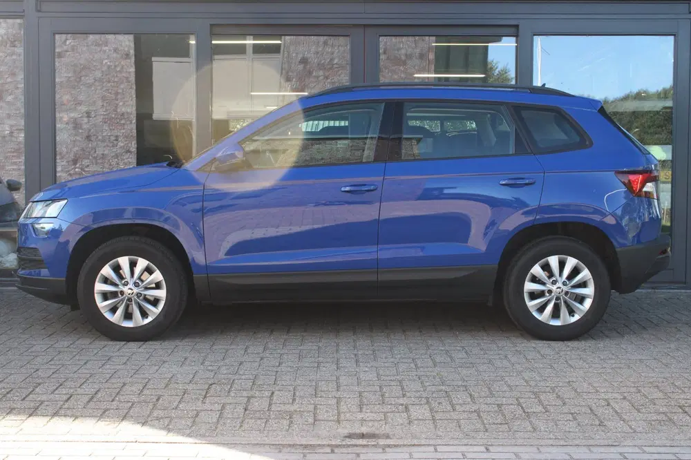 Skoda Karoq 1.0 TSI Business Edition uit 2022, foto 3
