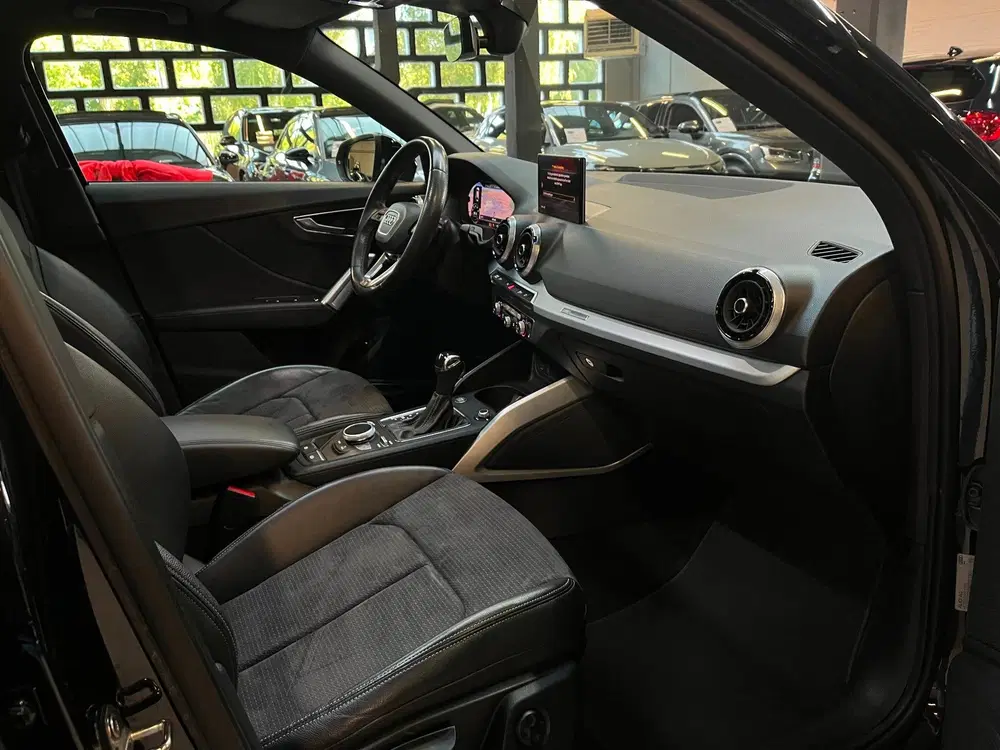 Audi Q2 35 TFSI S Edition Pano uit 2020, foto 15