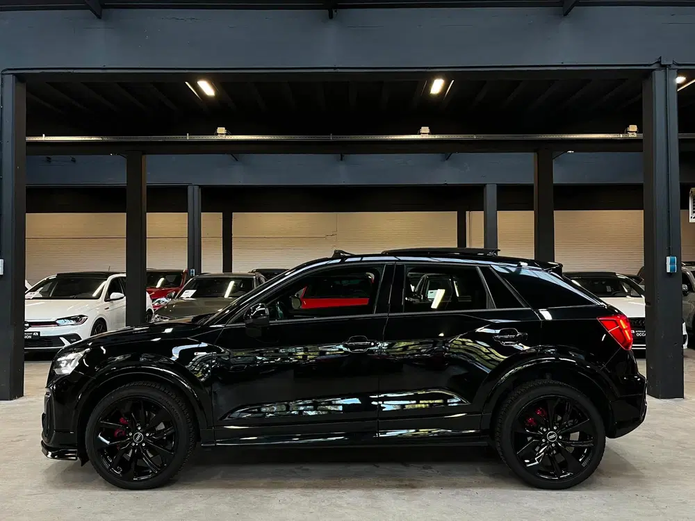 Audi Q2 35 TFSI S Edition Pano uit 2020, foto 2