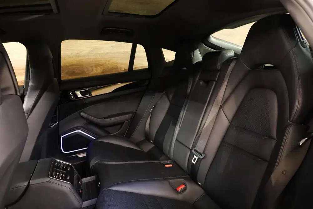 Porsche Panamera 2.9 4 E-Hybrid uit 2021, foto 11