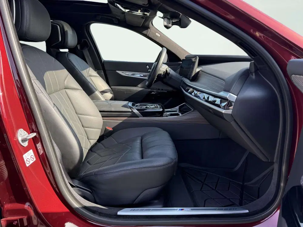 BMW i7 XDrive60 106 kWh uit 2022, foto 15