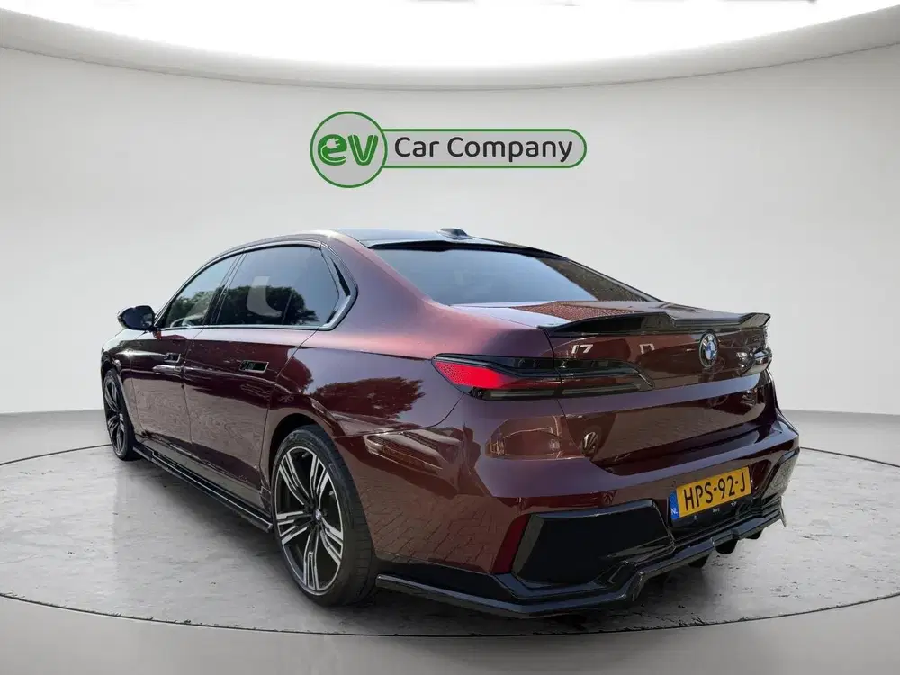 BMW i7 XDrive60 106 kWh uit 2022, foto 3