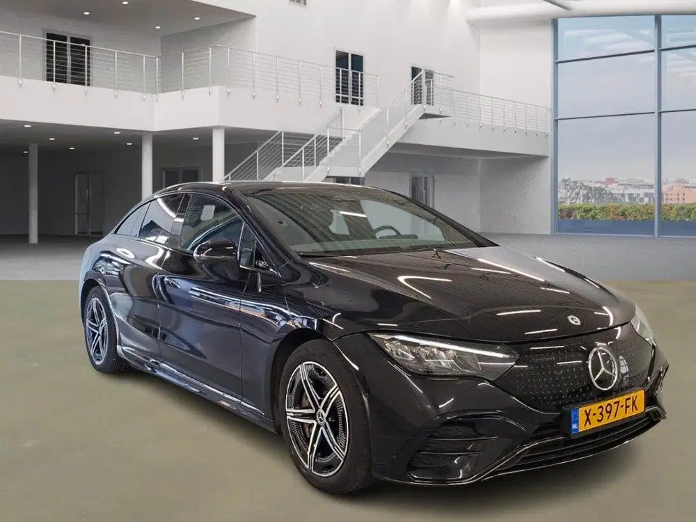Mercedes-Benz EQE 300 AMG Line 89 kWh uit 2023, foto 3