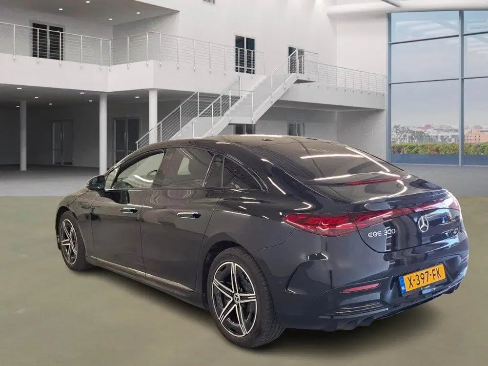 Mercedes-Benz EQE 300 AMG Line 89 kWh uit 2023, foto 5