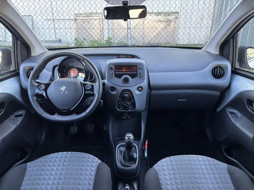 Peugeot 108 1.0 e-VTi Active uit 2021, foto 10