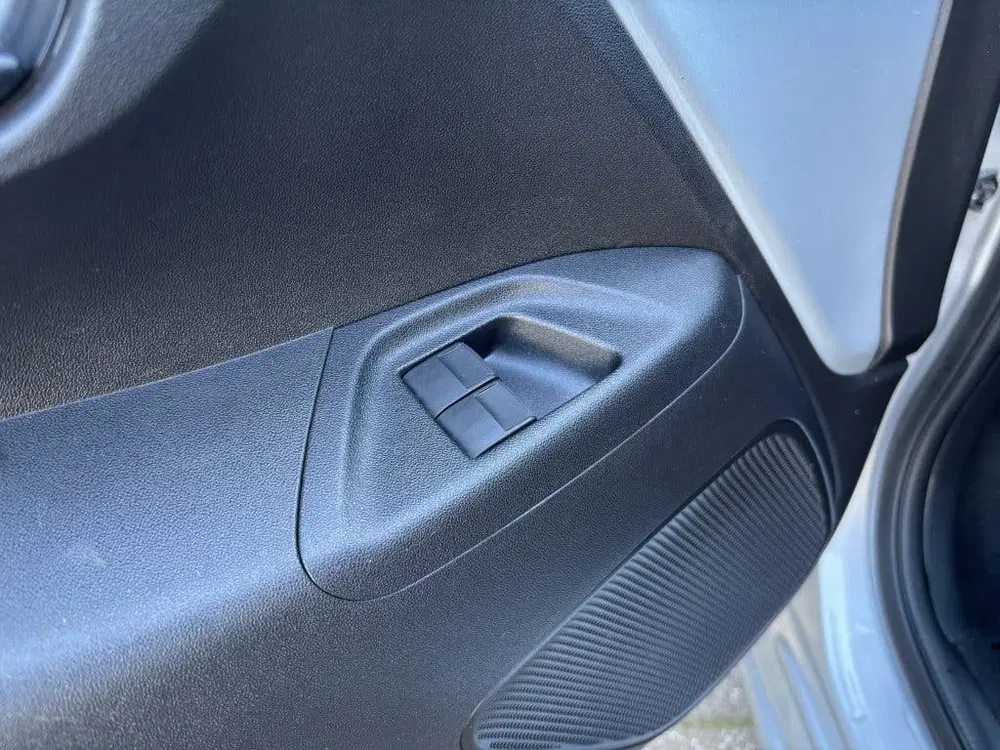 Peugeot 108 1.0 e-VTi Active uit 2021, foto 13