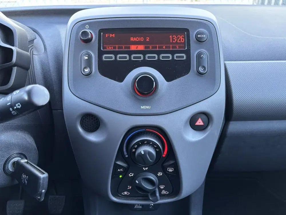 Peugeot 108 1.0 e-VTi Active uit 2021, foto 15