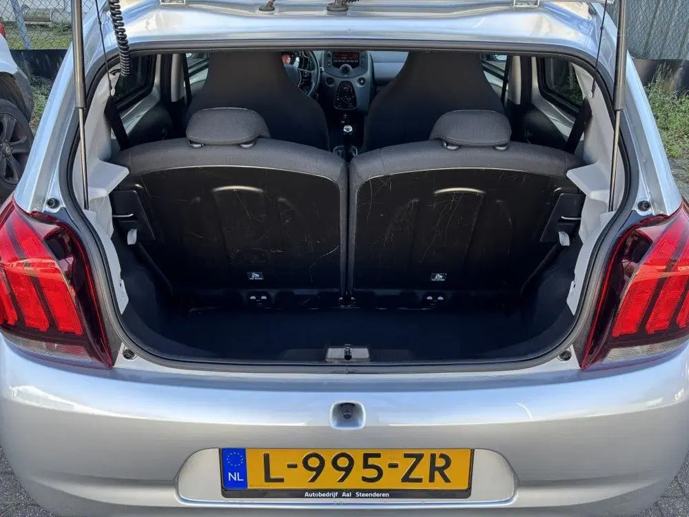 Peugeot 108 1.0 e-VTi Active uit 2021, foto 6