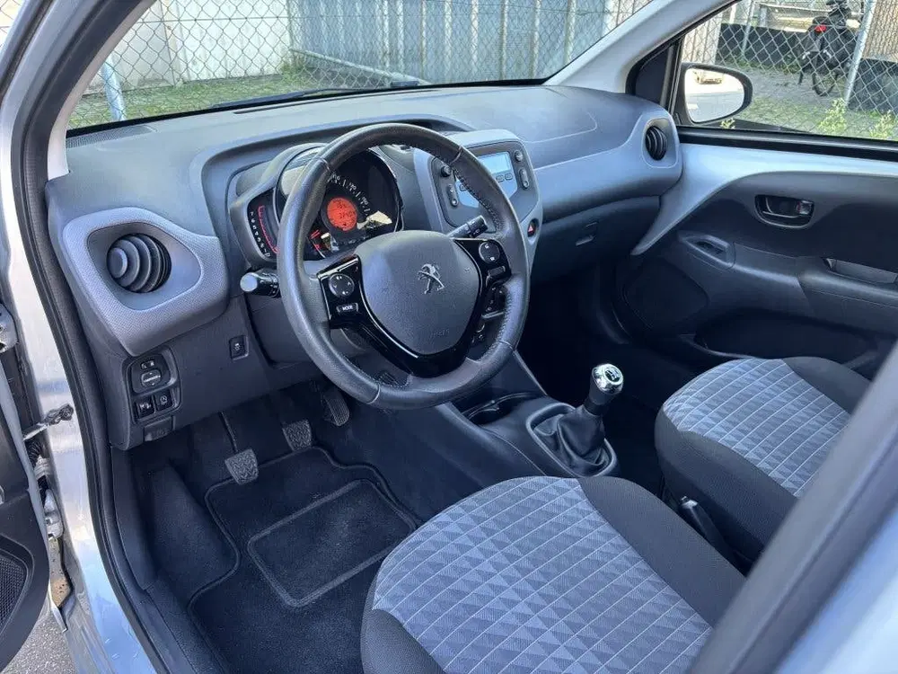 Peugeot 108 1.0 e-VTi Active uit 2021, foto 7