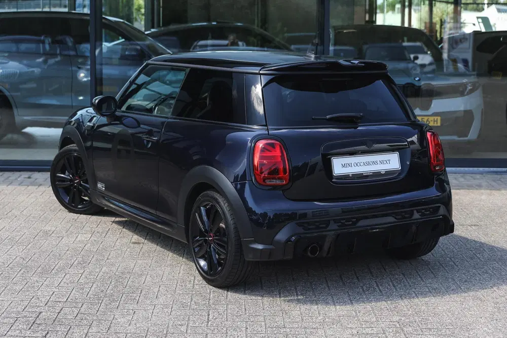 Mini Hatchback Cooper John Cooper Works uit 2022, foto 2