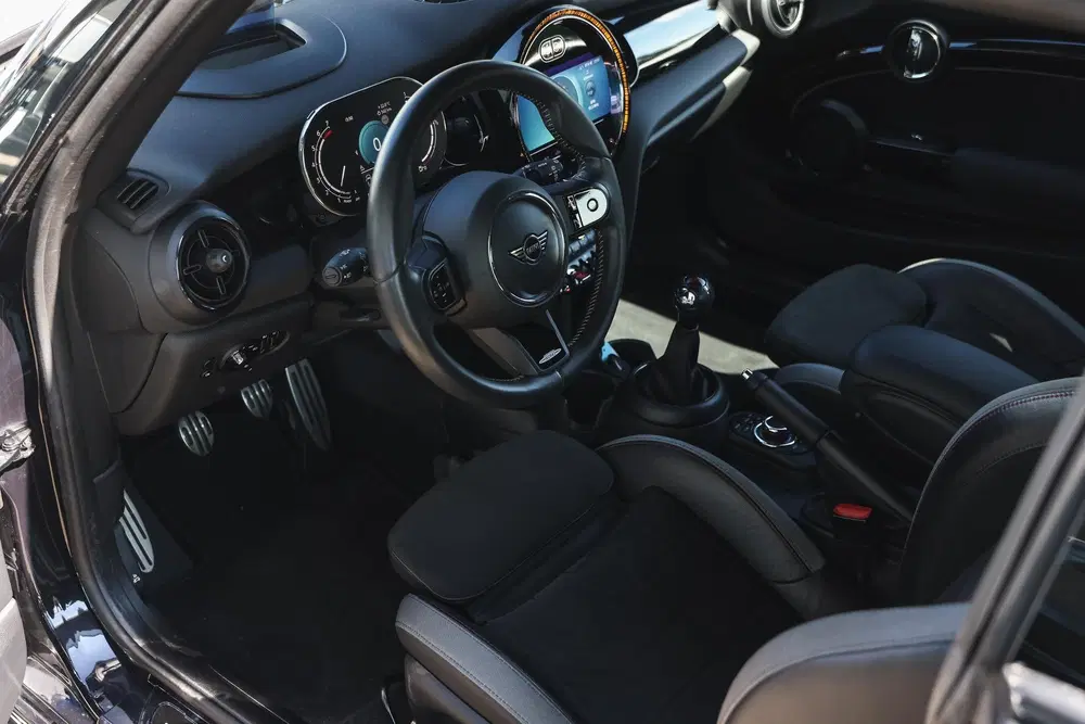 Mini Hatchback Cooper John Cooper Works uit 2022, foto 3