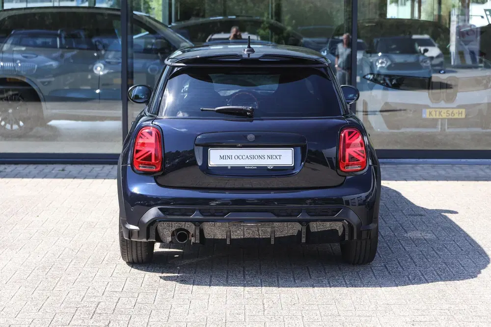 Mini Hatchback Cooper John Cooper Works uit 2022, foto 7