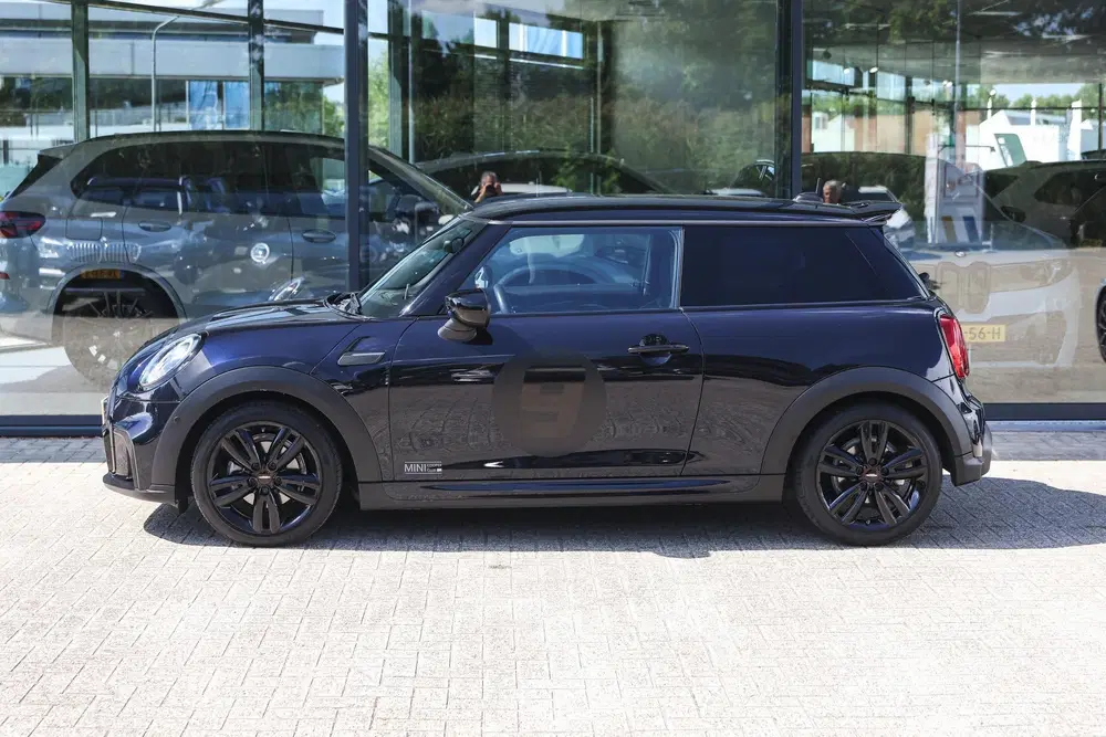 Mini Hatchback Cooper John Cooper Works uit 2022, foto 8