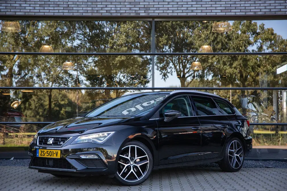SEAT Leon 1.5 TSI FR Business Intense uit 2019, foto 6