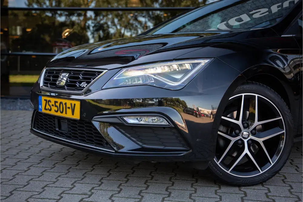 SEAT Leon 1.5 TSI FR Business Intense uit 2019, foto 7