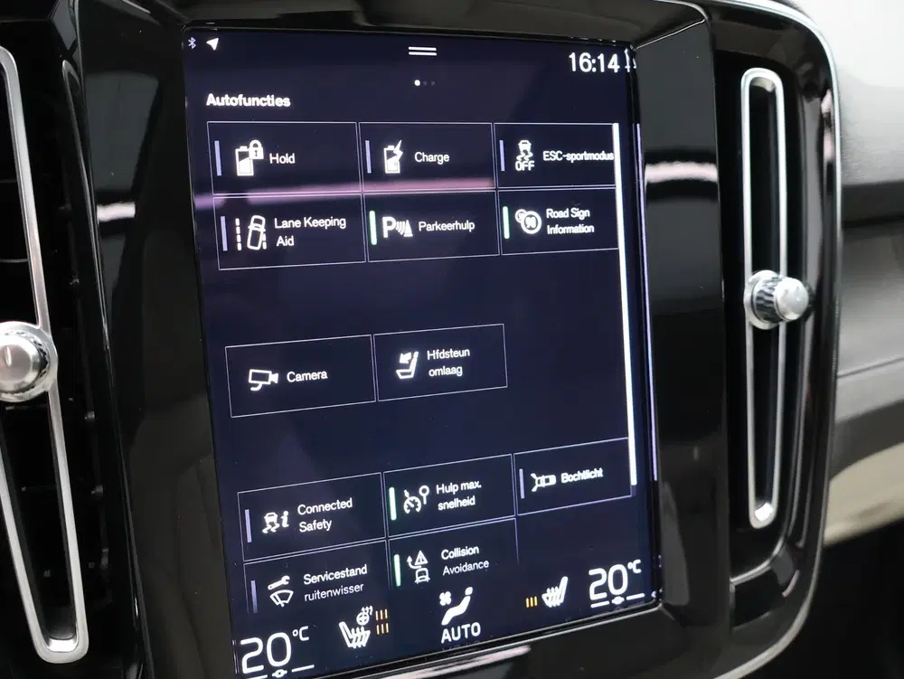 Volvo XC40 1.5 T4 Plug-in hybrid Plus Bright uit 2023, foto 13