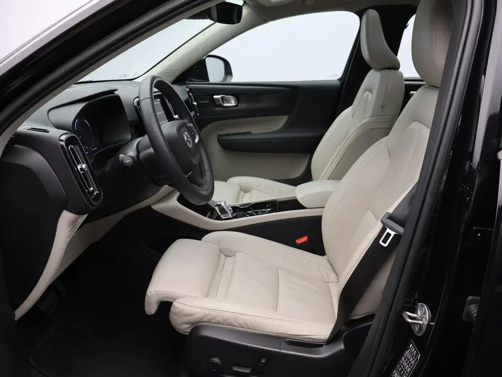 Volvo XC40 1.5 T4 Plug-in hybrid Plus Bright uit 2023, foto 6