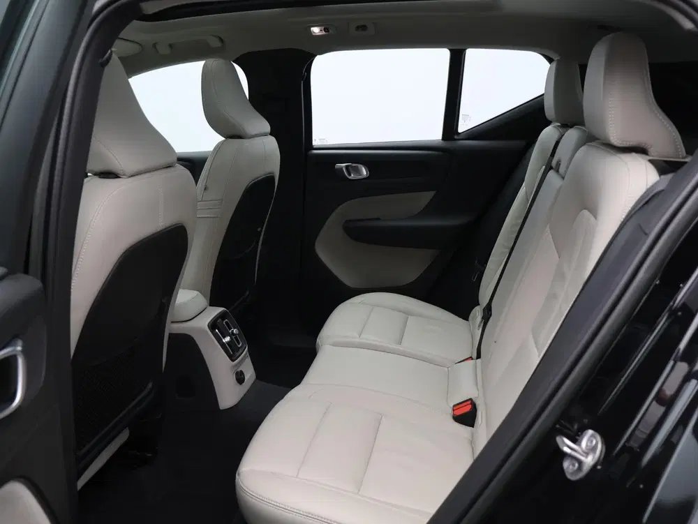 Volvo XC40 1.5 T4 Plug-in hybrid Plus Bright uit 2023, foto 7