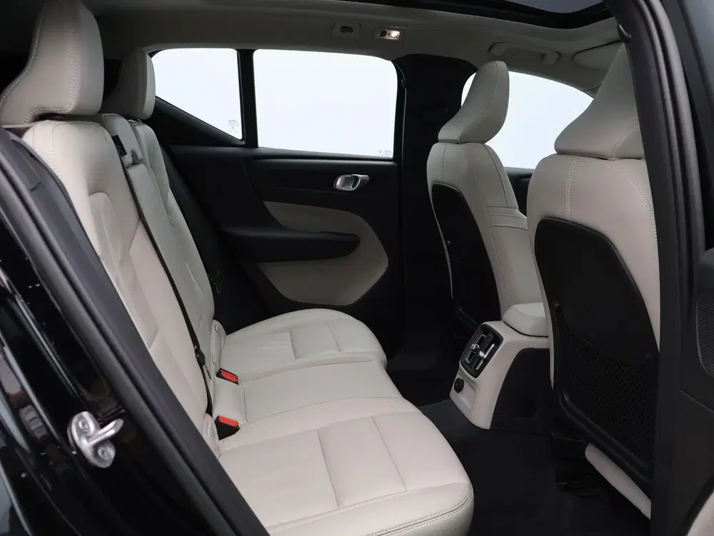 Volvo XC40 1.5 T4 Plug-in hybrid Plus Bright uit 2023, foto 9