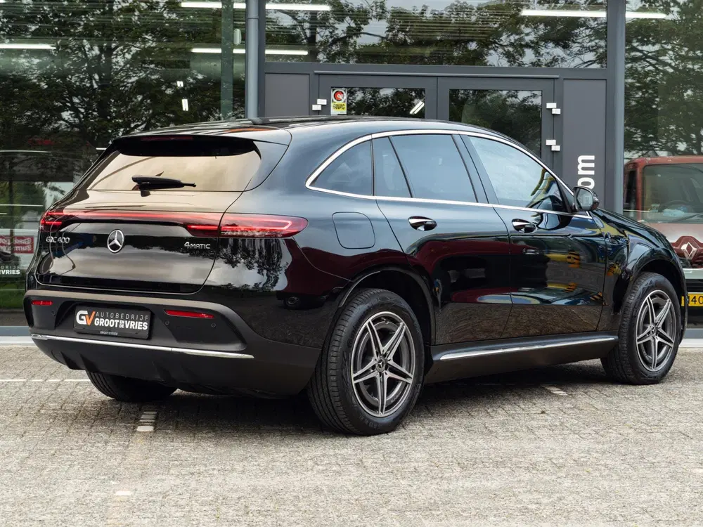 Mercedes-Benz EQC 400 4MATIC AMG Line 80 kWh uit 2023, foto 11