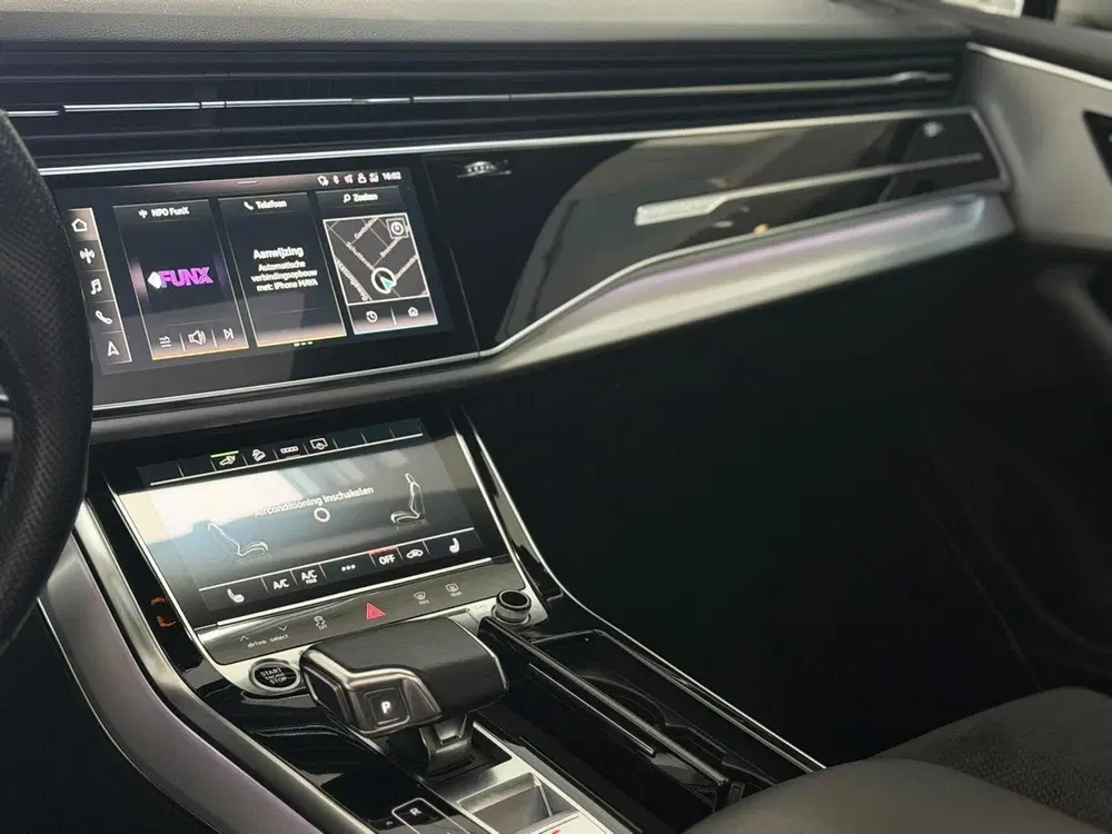 Audi Q7 S line 55 TFSI e Quattro Black Optik Aut*N uit 2021, foto 13