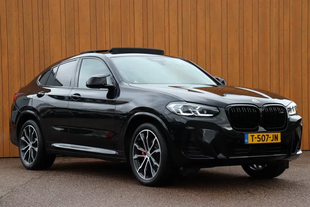 BMW X4 M-sport orgNL Harman uit 2023, foto 2