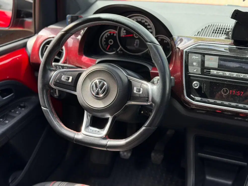 Volkswagen up! 1.0 TSI GTI Pano*Camera*StoelVerwarming*Cr uit 2019, foto 11