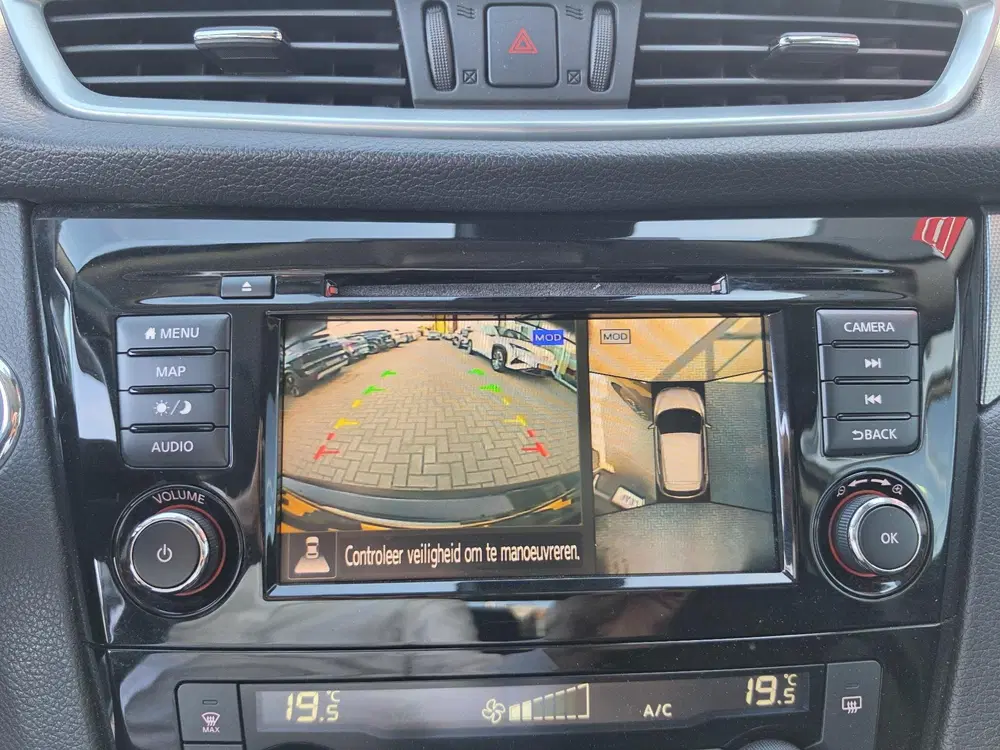Nissan Qashqai 1.3 DIG-T N-Connecta uit 2019, foto 3