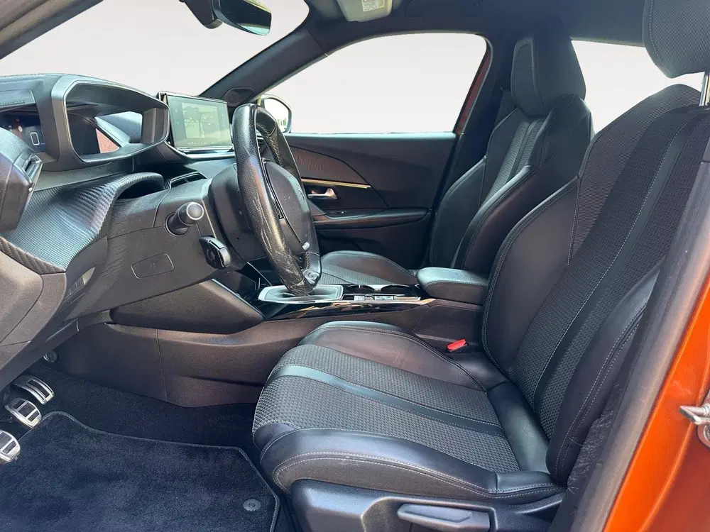 Peugeot 2008 1.2 PureTech GT-Line uit 2021, foto 12