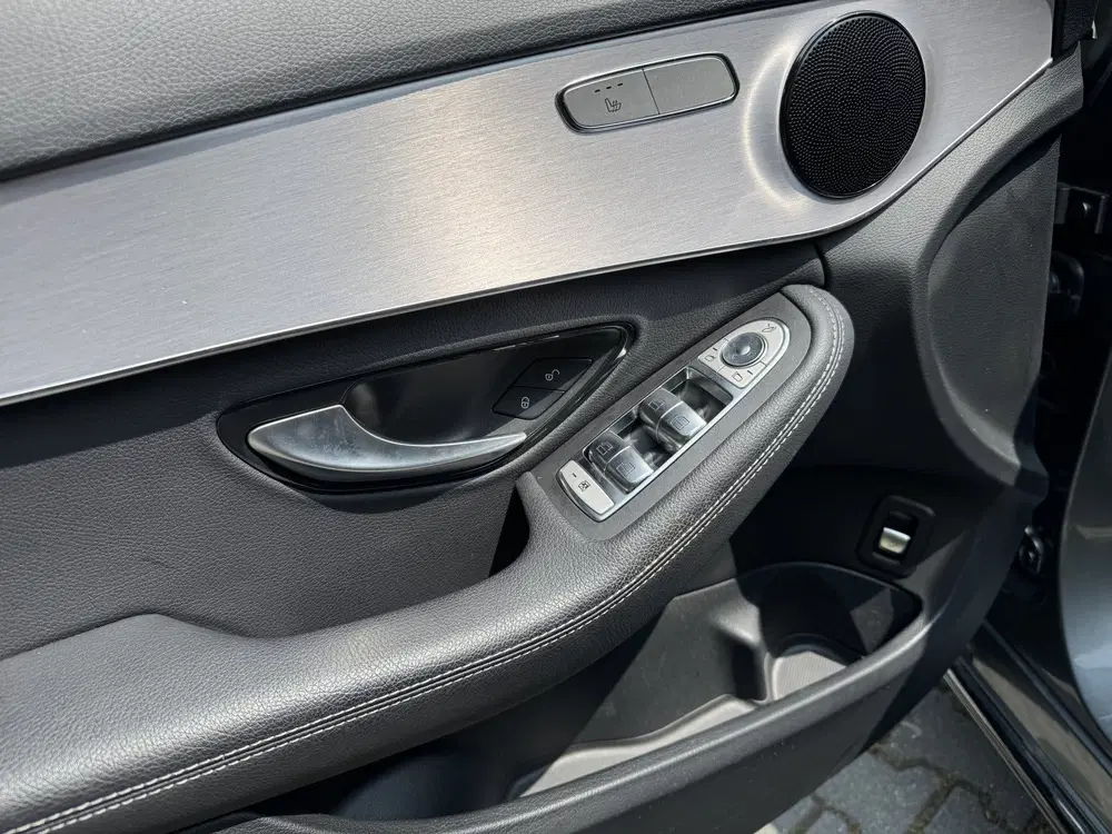 Mercedes-Benz C-Klasse 180 Advantage Pack Automaat uit 2021, foto 10