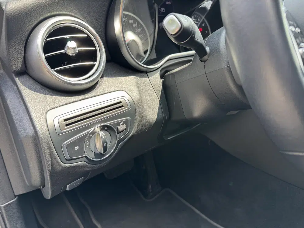 Mercedes-Benz C-Klasse 180 Advantage Pack Automaat uit 2021, foto 11