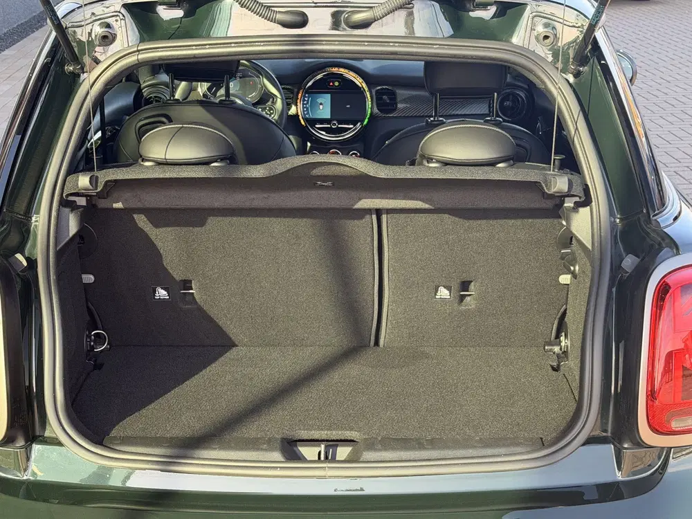 Mini Cooper 1.5 Cooper Resolute Edition uit 2022, foto 13