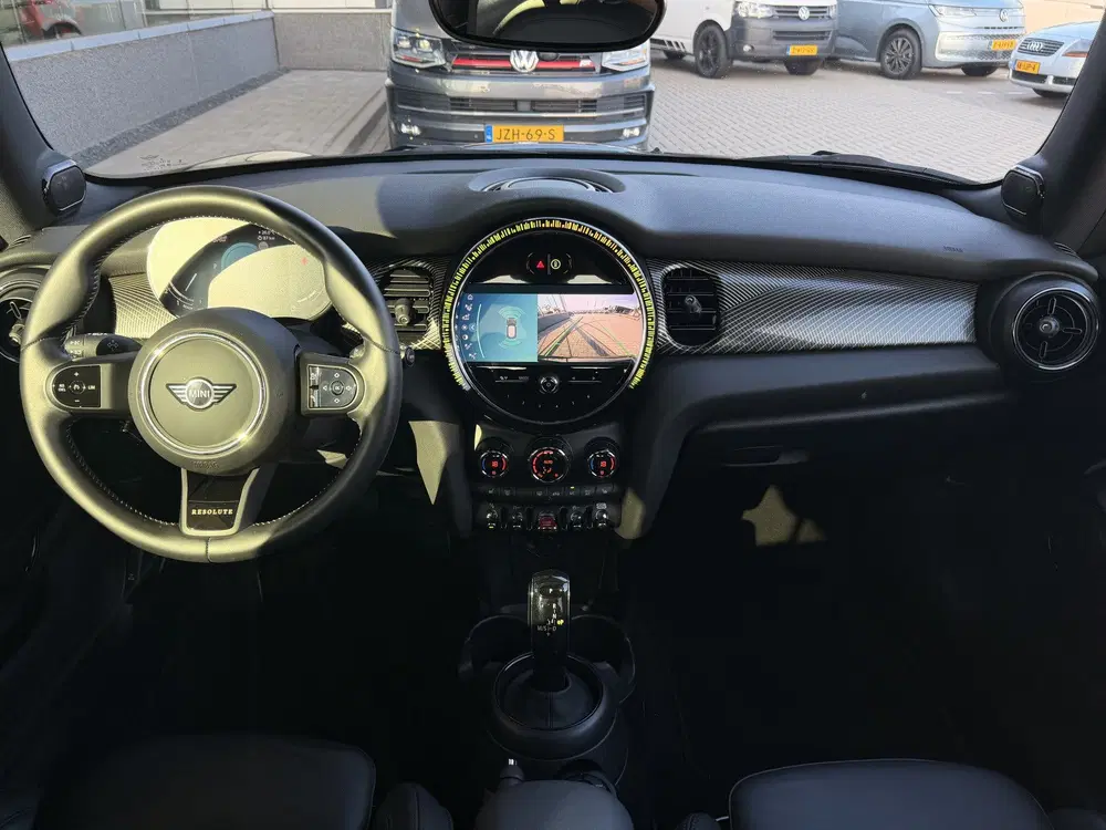 Mini Cooper 1.5 Cooper Resolute Edition uit 2022, foto 14