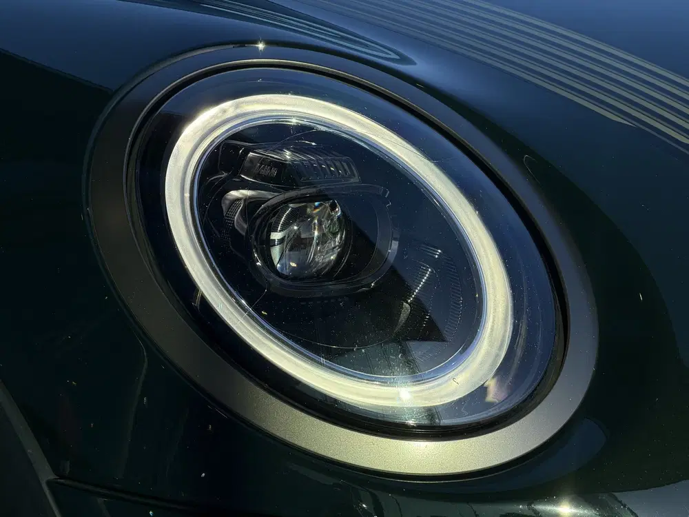 Mini Cooper 1.5 Cooper Resolute Edition uit 2022, foto 8